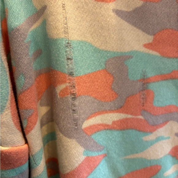 Krisp NYC men’s  sz Lg Camo! Embroidered roses!Jogger Set! - Picture 11 of 12